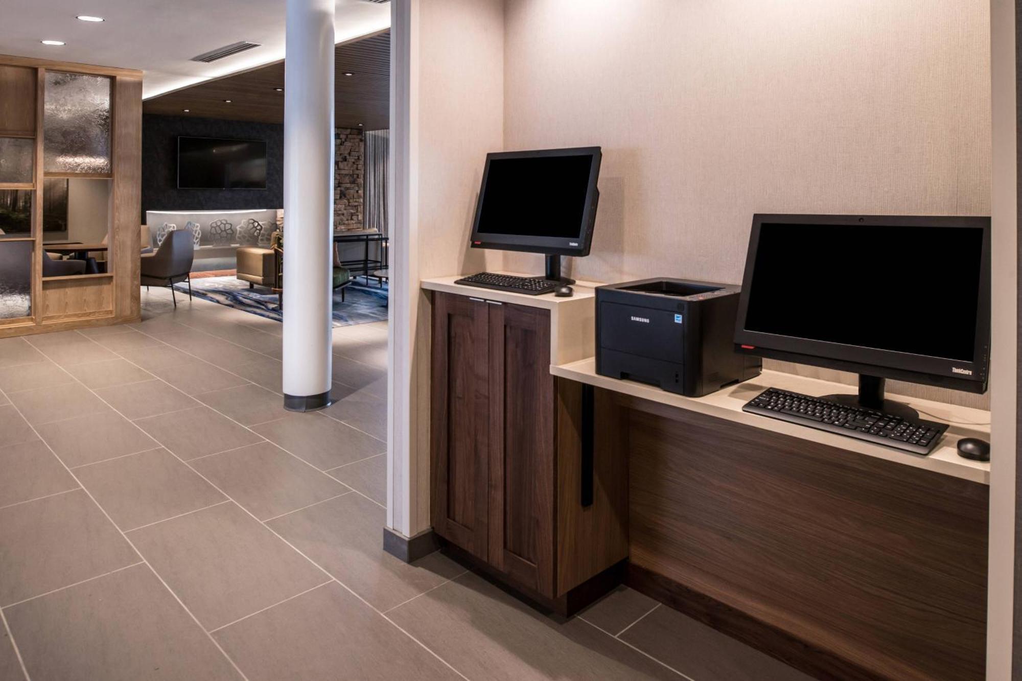 Fairfield Inn & Suites By Marriott Staunton Ngoại thất bức ảnh