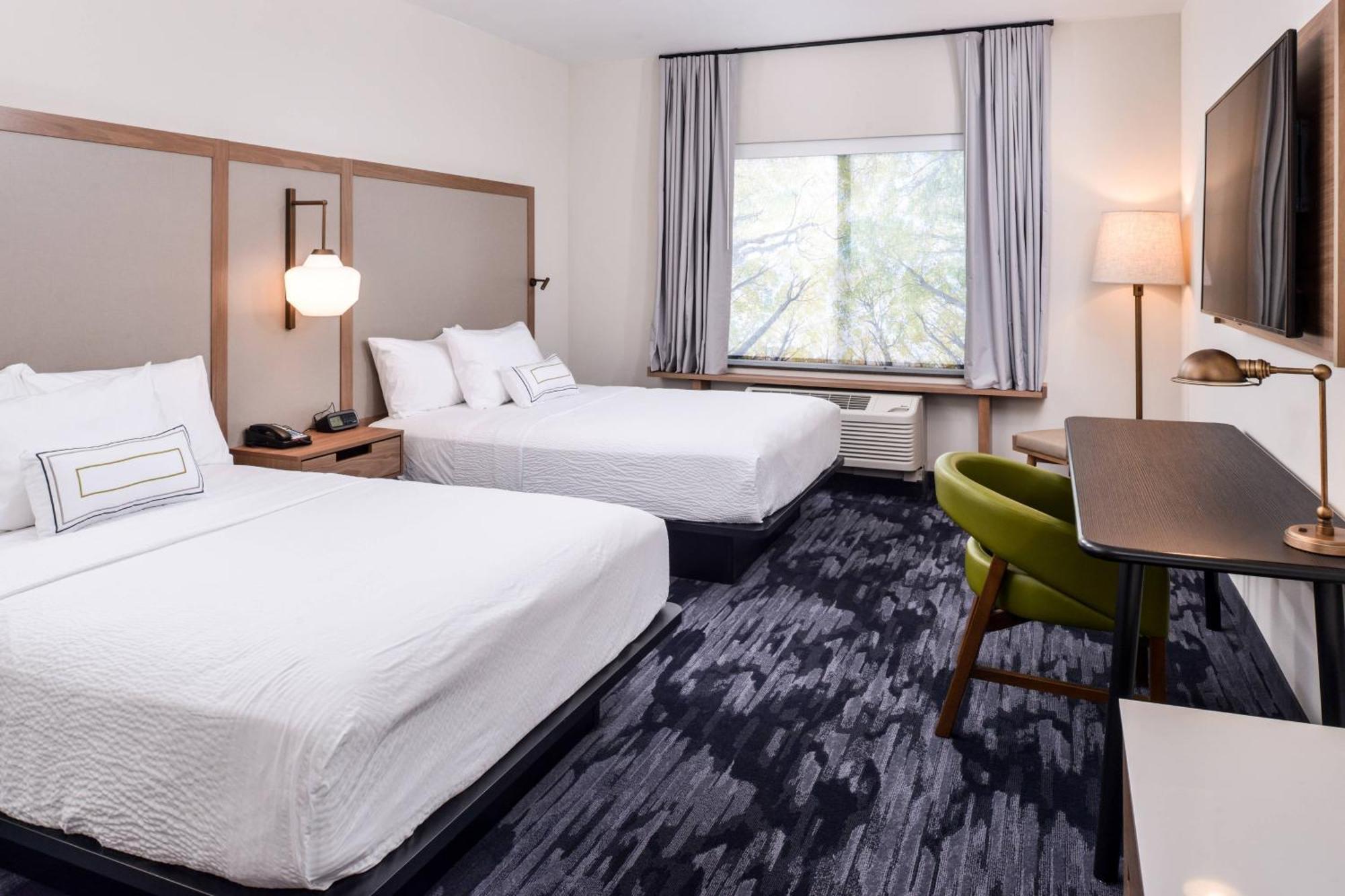 Fairfield Inn & Suites By Marriott Staunton Ngoại thất bức ảnh