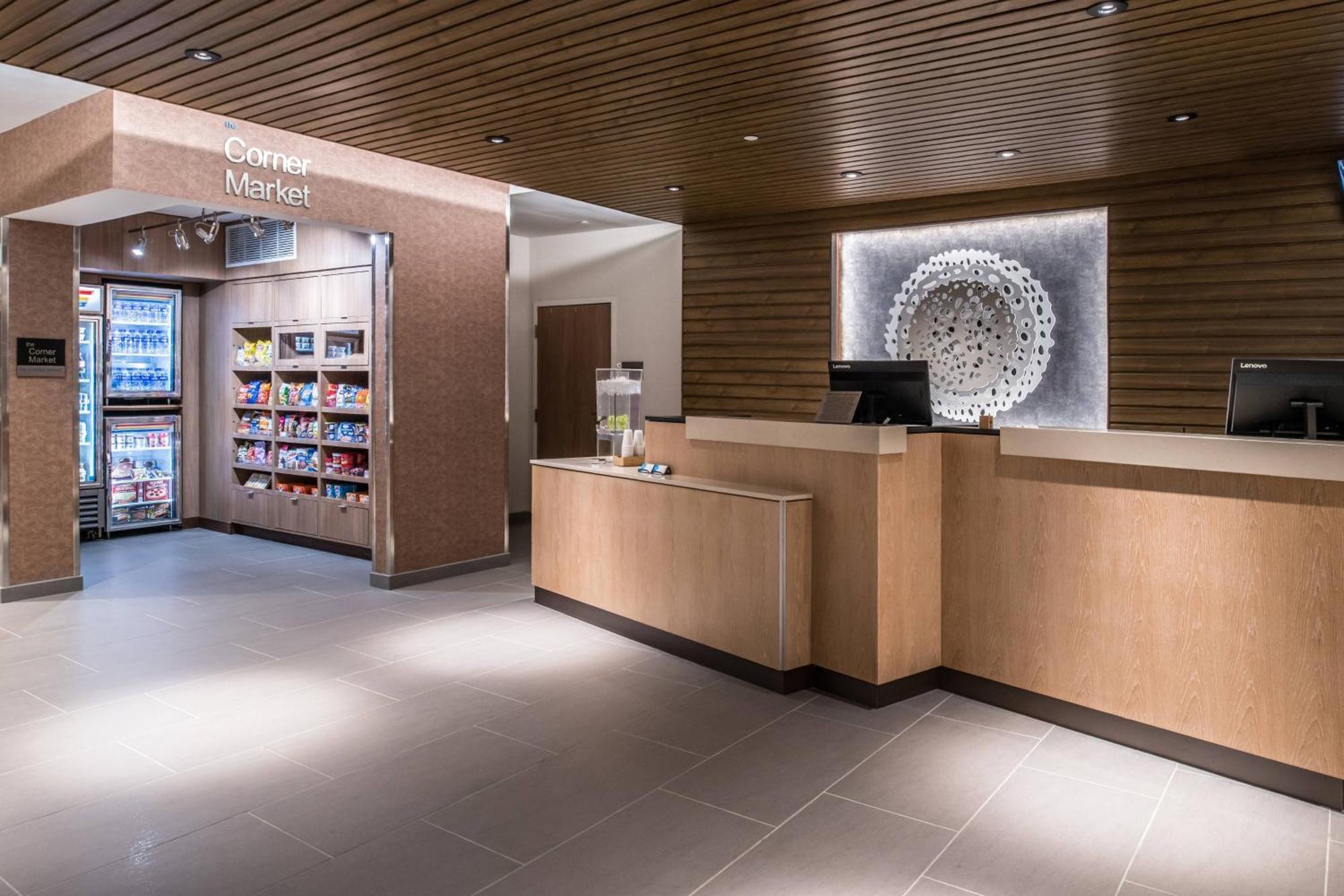 Fairfield Inn & Suites By Marriott Staunton Ngoại thất bức ảnh